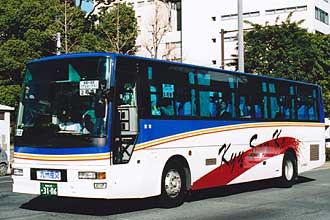 〔熊本２２か３１０６〕　いすゞＫＣ－ＬＶ７８１Ｒ（１９９６年）