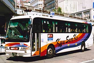 〔熊本２００か３３０〕　三菱ふそうＫＬ－ＭＳ８６ＭＰ（２００４年）