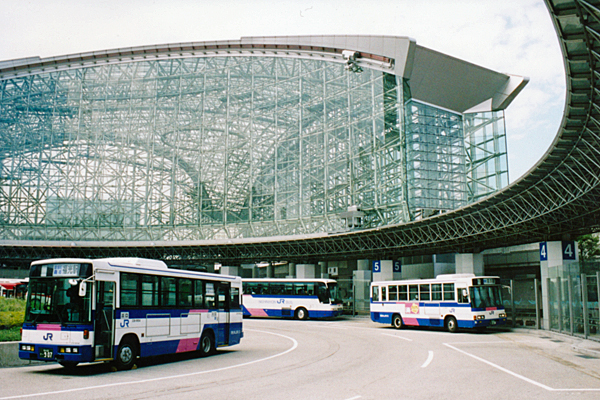 西日本・金沢　金沢駅東口