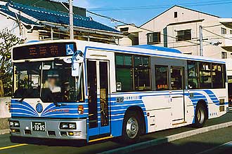 〔神戸２００か１０８５〕　いすゞＫＬ－ＬＶ２８０Ｌ１（２００３年）