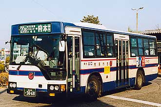 〔熊本２２か３０６８〕　三菱ふそうＫＣ－ＭＰ６１７Ｋ（１９９６年）