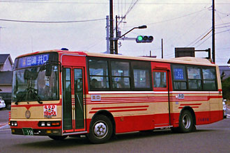 〔徳島２２き３２８〕　三菱ふそうＵ－ＭＫ２１８Ｊ（１９９５年）