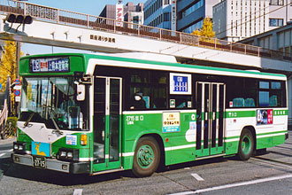 〔熊本２２か２７１５〕　三菱ふそうＵ－ＭＰ２１８Ｍ（１９９２年）