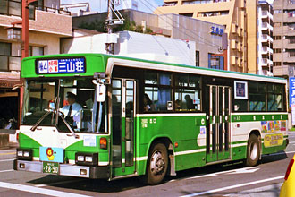 〔熊本２２か２８９０〕　三菱ふそうＵ－ＭＰ２１８Ｍ（１９９４年）