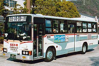 〔福山２２く１２１７〕　三菱ふそうＵ－ＭＫ５１７Ｊ（１９９３年）