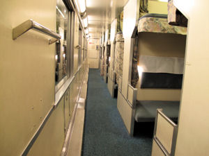 �ԓ��͋󂢂Ă���