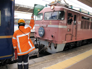 �@�֎Ԍ������