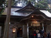 �����_��