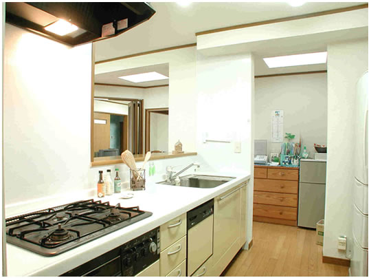 対面式のキッチンが実現