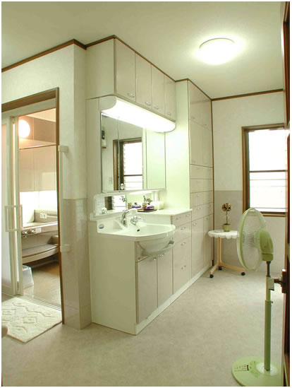 ���ʏ��Ɨ��������t�H�[��