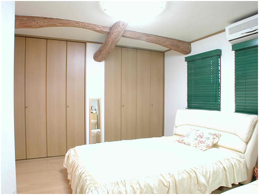 �傫�ȗ����C���e���A�Ɋ�������