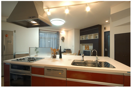 斜めアイランド型のリフォームプランが採用されました。