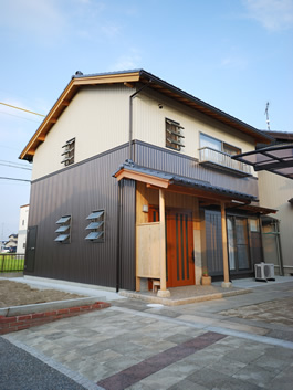 ���R�ȑf�ނɈ͂܂�ĕ�炵����