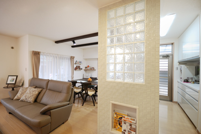 �K���X�u���b�N���g������