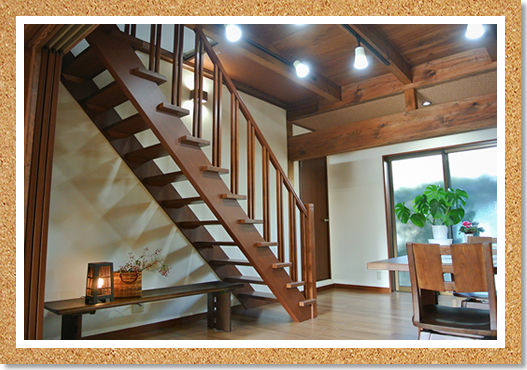 �K�i�̈ʒu��ς��āA�f�U�C�����������̂Ȃ��I�[�v���^�C�v