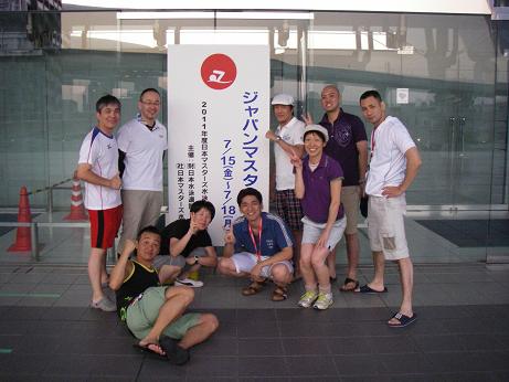 左から、安武さん、伊東さん、水沼さん、澤田さん、青木さん、山本さん、森屋さん、浅井さん、村上さんです。