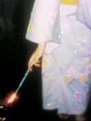 �ԉΑ���A�F�l��l�Ɠ��y��l�ƈꏏ�Ɍ����ŉԉ΂����܂����B���������Ă��[�ق��ق��B����ł��y���������ł��B����͉����̗��߂̈ꕔ�ł��B���΂񂭂��c(��)