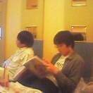 �������O�����1�R�}�B�����Ƃ����K�l�������Ă��܂��B�ڂ��`���Ƃ��Ȃ��猩���Ƃ��A�͂��e�q�Ɍ����A�u�e�q�`�`���I�v�ƐS�̒��ŏ΂����тȂ���B��܂����B���̂��ƌ����c�B���[�c�B