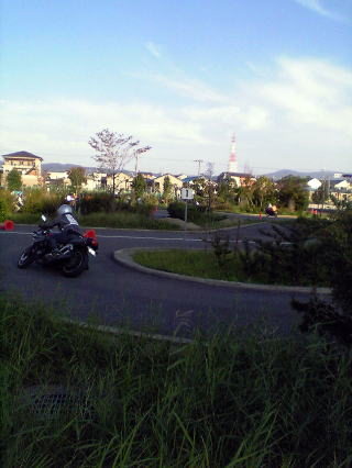 えがしょーさん攻める!