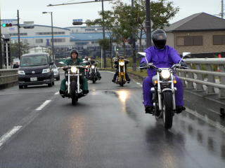 �C����蒼���čēx�o��