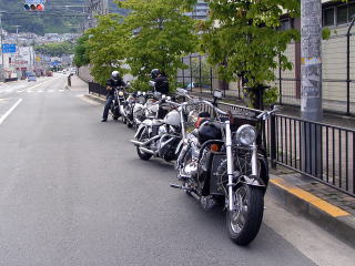 �{���W���𐼂Ɍ�����