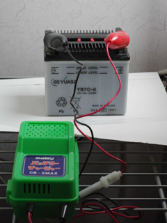 �o�b�e���[�[�d��