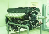 マーリンエンジンをアメリカでライセンス生産