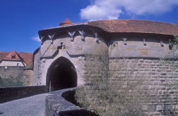 レーダー門城壁入口