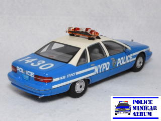 ミニカー 1/43 シボレー カプリス セダン NYPD 1991 1450.com