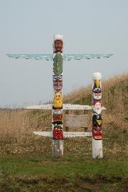 �}�N�h�i���h�㗤�L�O�̒n