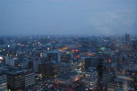 �����ۂ�t�@�N�g���[����