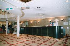 �ւ��Ă��� �G���g�����X���r�[