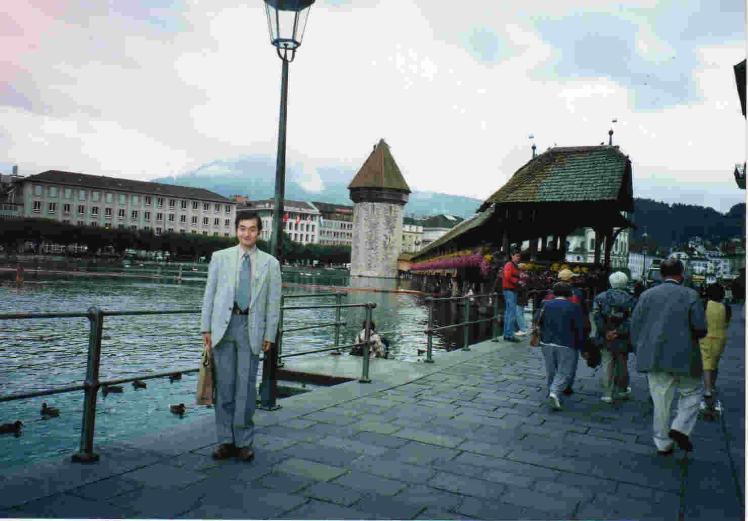 ���c�F�����A�J�y�����ɂ�