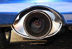 コラゾン ツインのテール 奥には最大の特徴“ペラ”が見えます…トルクUP効果やレスポンスの向上など他にも様々な効果が…