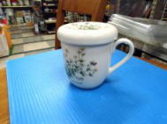 ハーブ園　フタ付アミ付マグ