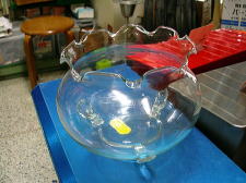 ガラスフリル金魚鉢