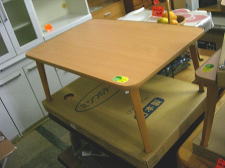 折り畳み脚式テーブル】 リビングセンターまるなが （名古屋市緑区 