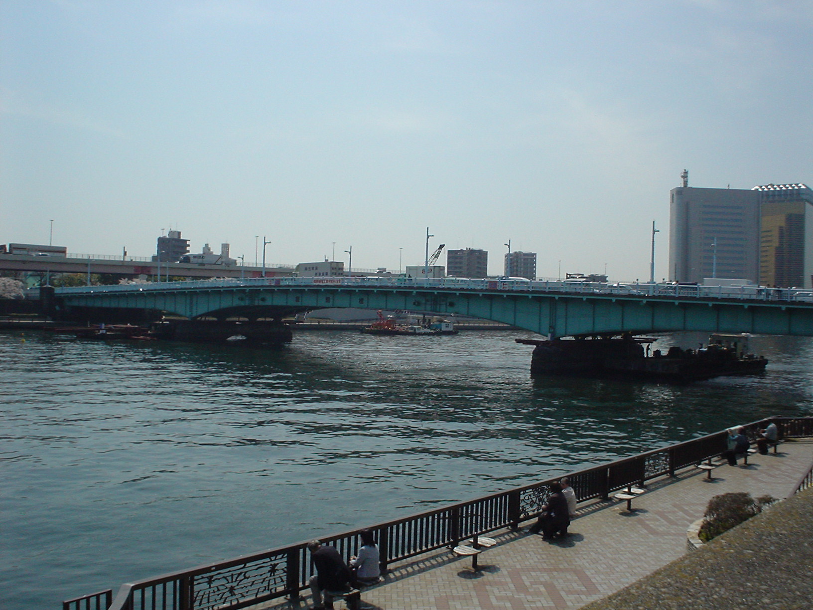 ���c��������]�ތ��⋴