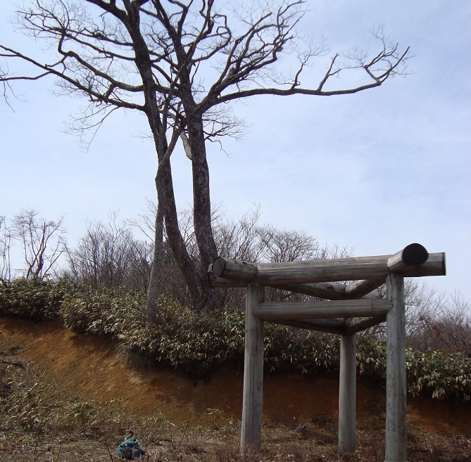 岐阜県大和町の三柱鳥居の写真(2009年4月5日に撮影)