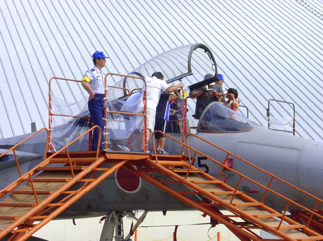 F-15J �R�N�s�b�g���J �A�b�v