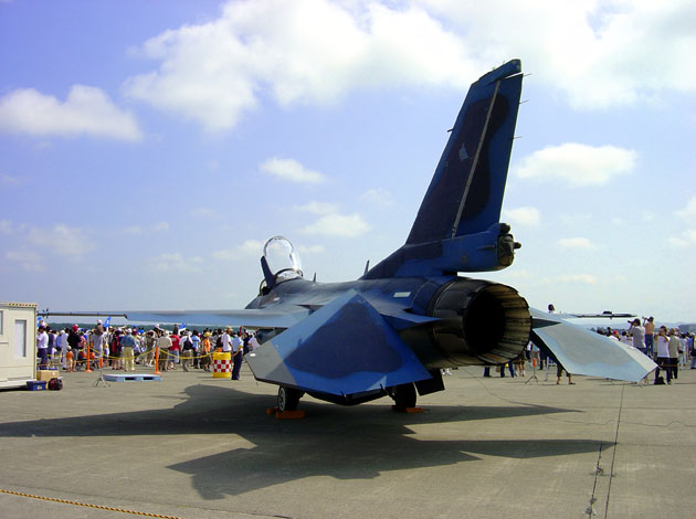 F-2A �o�b�N 1280 x 960