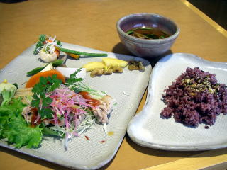 道の駅「赤来高原」の「薬膳ランチ」