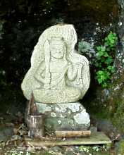 写真6:「秋葉さん」。