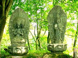 写真7:「三ツ顔さん」。