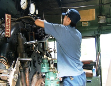 �ʐ^�Q�|�S�F�r�k�𐮔�����@�֎m�B