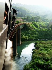 �ʐ^�U�|�R�F���싴����n��r�k�B