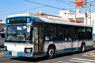 〔Ｅ２０８〕　いすゞＱＤＧ－ＬＶ２９０Ｎ１（２０１７年）