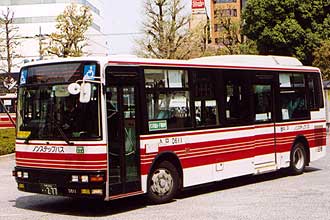 〔Ｄ６１１〕　三菱ふそうＫＫ－ＭＪ２６ＨＦ（２００１年）