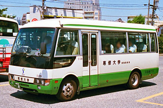 〔Ｅ１２９〕　三菱ふそうＰＡ－ＢＥ６３ＤＥ（２００５年）