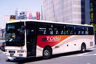 〔２５３７〕　いすゞＫＬ－ＬＶ７７４Ｒ２（２００１年）